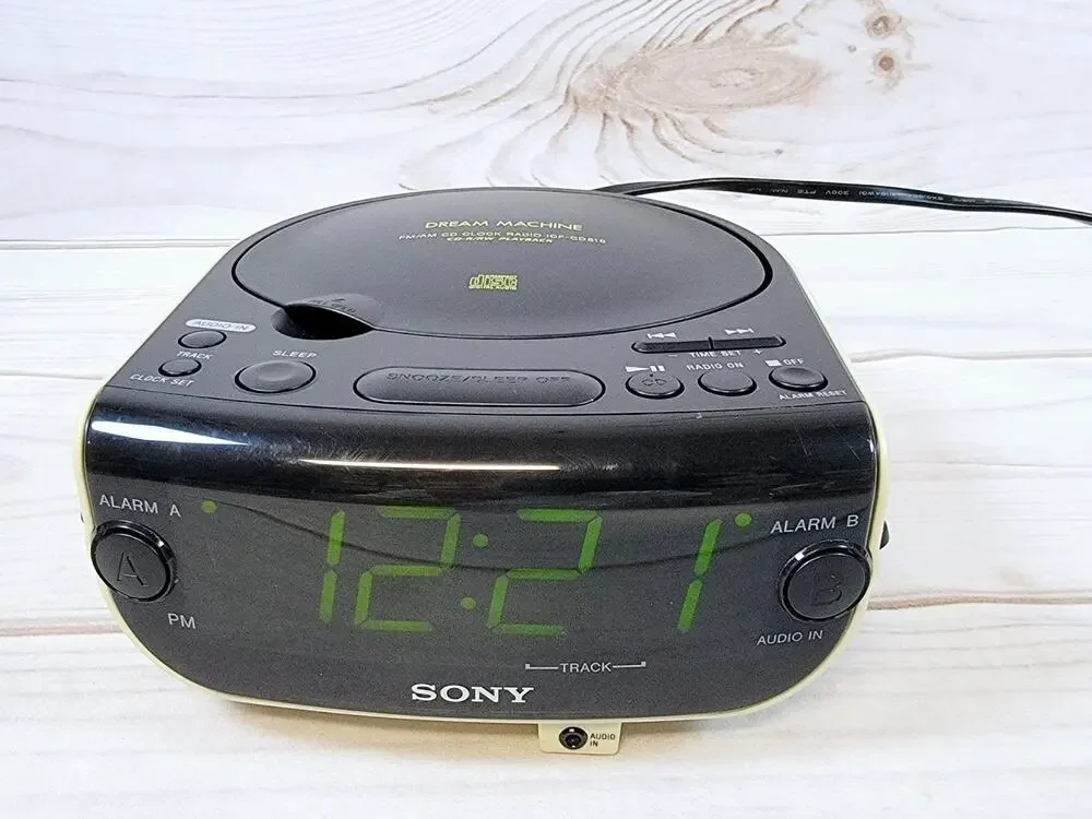 Sony Dream Machine ICF-CD815 Dual Alarm Clock Radio AM/FM CD Player - Tested